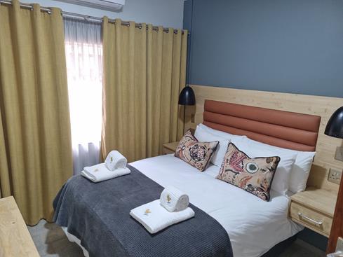 Blyde Canyon, A Forever Resort: 8-Sleeper Guesthouse. 4 Bedrooms (1 double bed & 6 single beds)